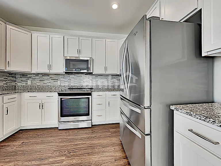 1506 Sanborll Landing Dr — Photo 3
