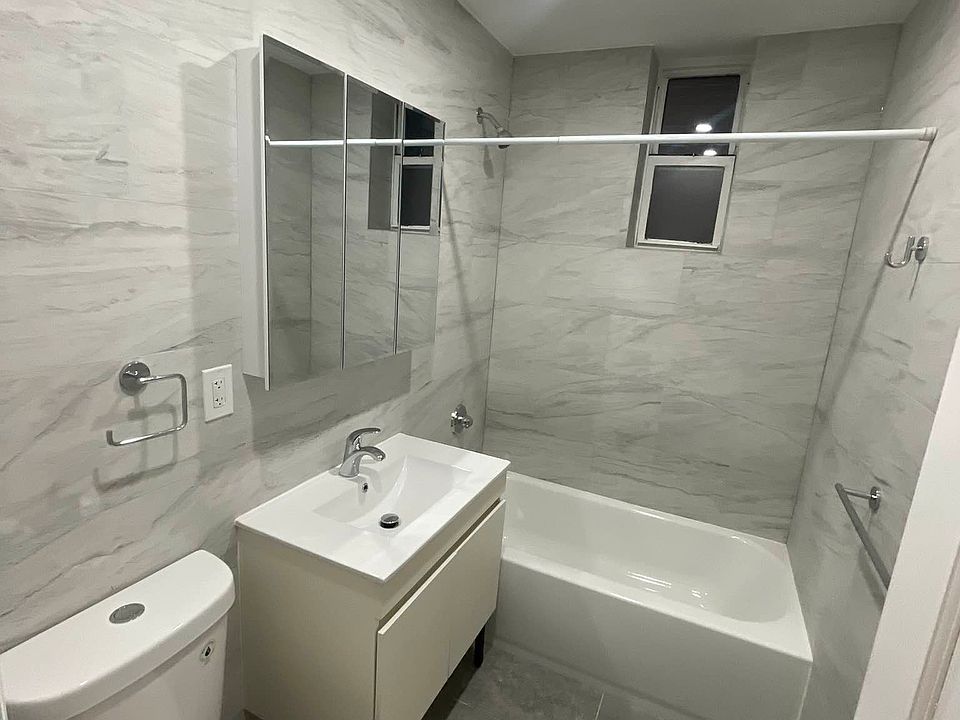 2nd image of 30-59 33rd St Unit 1