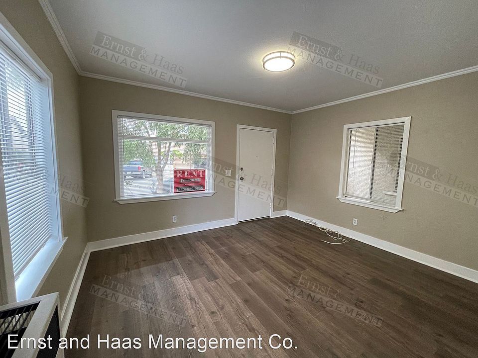1st image of 1220 E Appleton St #10967706