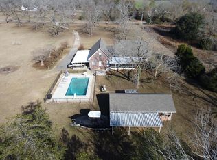 819 Pinewood Rd, Leesburg, GA 31763