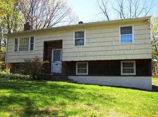 194 Great Plain Rd, Danbury, CT 06811