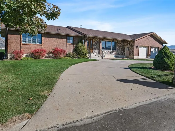 375 S 800 E, Hyrum, UT 84319