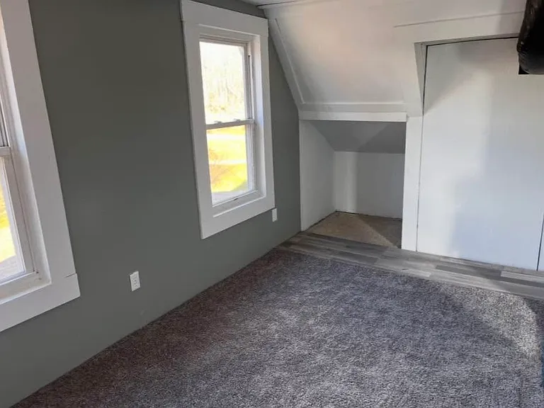 12 Nutting Ln #2 — Photo 10