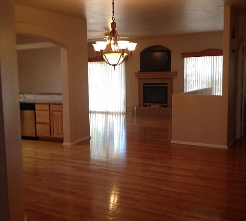 rental 205 Poppy_24579_1_09172014