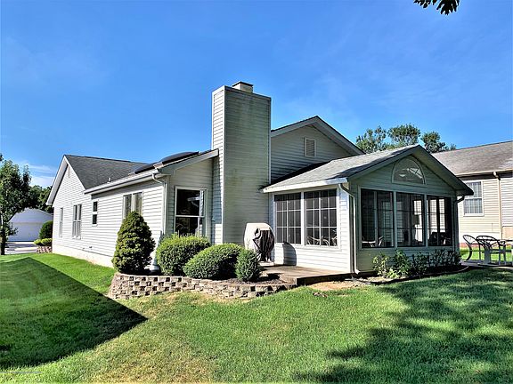 3rd image of 1486 Gleniffer Hill Rd