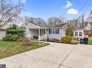 208 Clementon Ave, Blackwood, NJ 08012