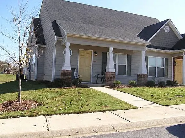 209 Bridgewater Cir, Athens, GA 30601