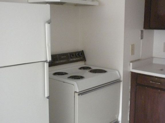4th image of 2520 N Stowell Ave #6649578