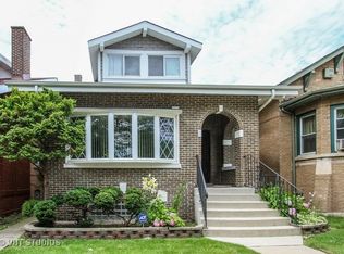 8110 S Champlain Ave, Chicago, IL 60619
