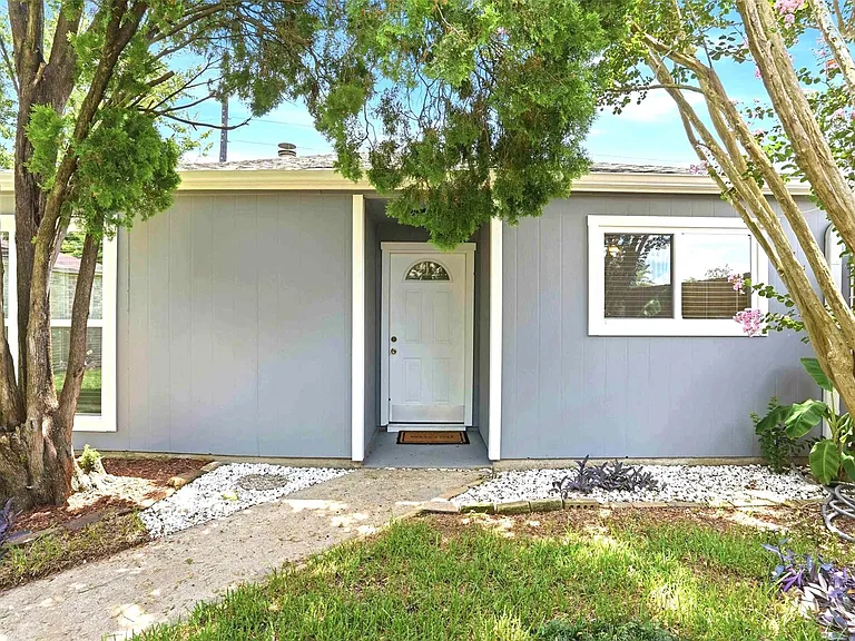 16007 Ridgegreen Dr — Photo 9