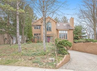 3625 Fox Hunt Dr, Ann Arbor, MI