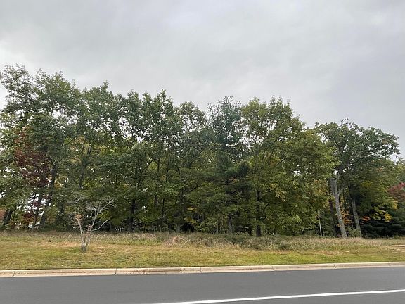 4th image of Xxx W Houghton Lake Dr