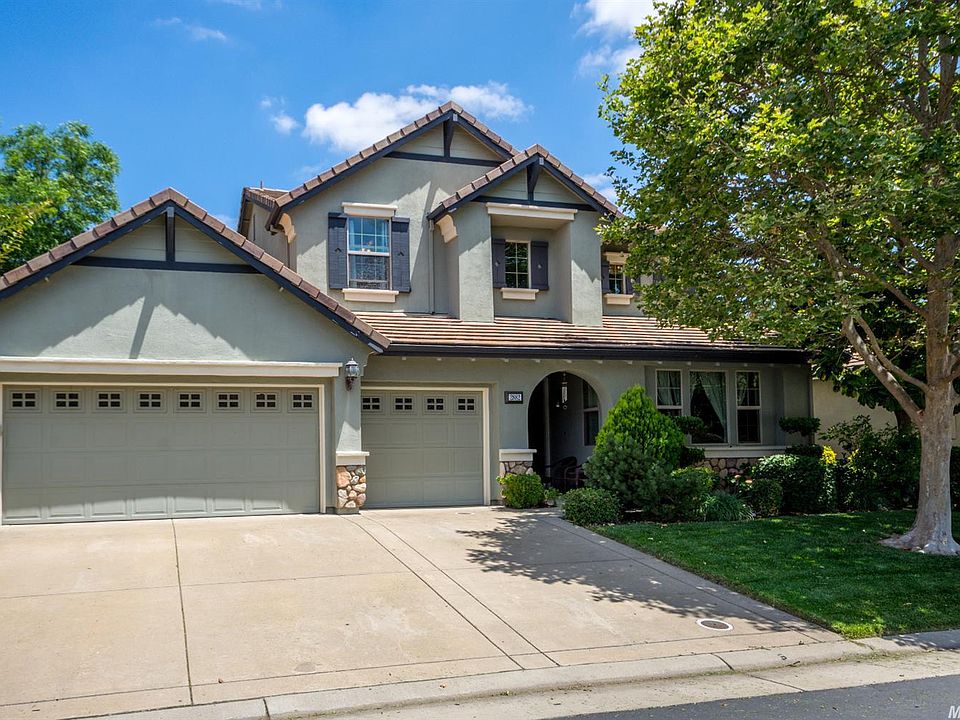 2nd image of 2882 Autumn Falls Ln