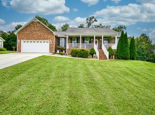 3421 Brookstone Dr, Cookeville, TN 38506