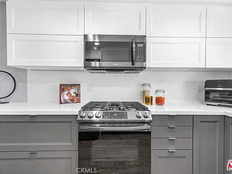 5123 Castelotte Ct — Photo 7
