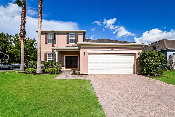 2420 Plantation Oak Dr