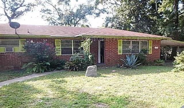 1st image of 166 Highland Park Cir