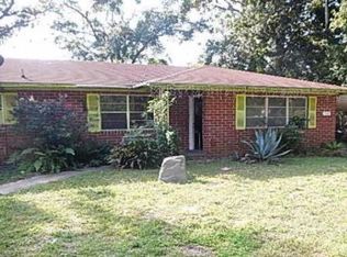 166 Highland Park Cir, Brunswick, GA 31523