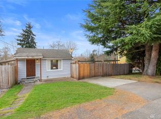 10005 11th Ave SW, Seattle, WA 98146