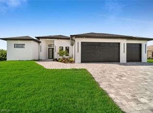 1109 NE 11th Terrace Cpe, Coral, FL 33909