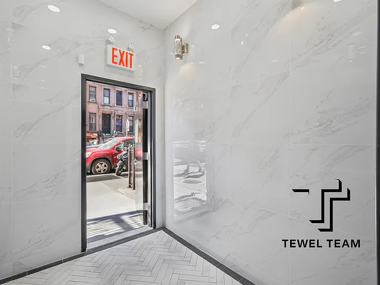 1697 Lexington Ave #4A — Photo 12