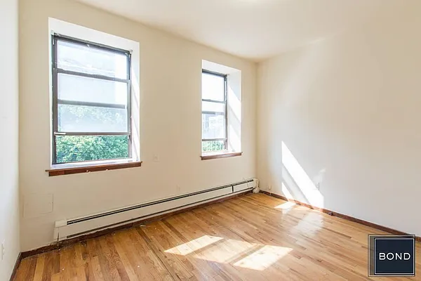 Rented by Bond New York | media 10