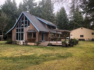 56127 Bullards Ferry Rd, Bandon, OR 97411