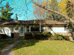 2647 Virginia Ave, Roseville, MN 55113