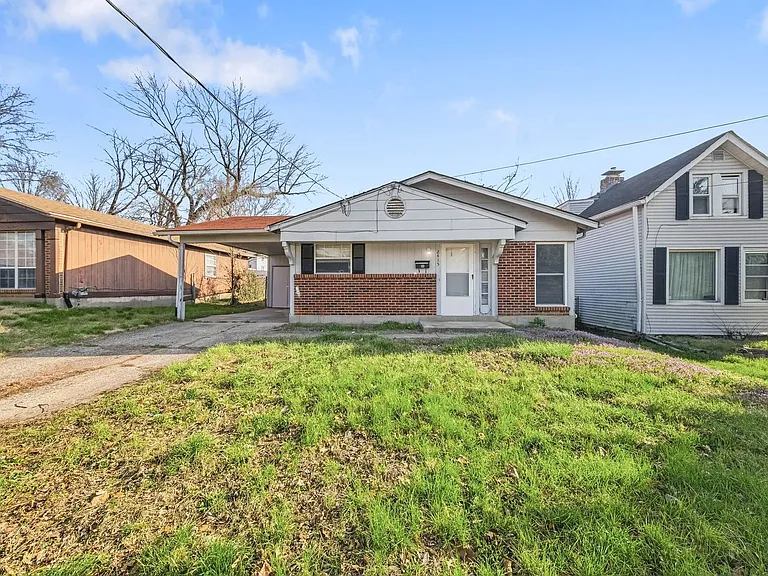 2415 Shirley Ave — Photo 4