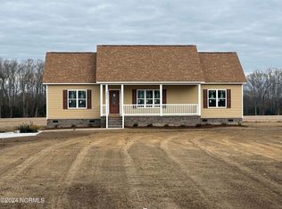 4466 Sharp Point Rd, Fountain, NC 27829