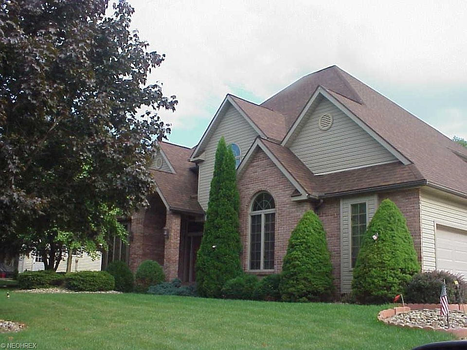 1st image of 850 Westwood Dr