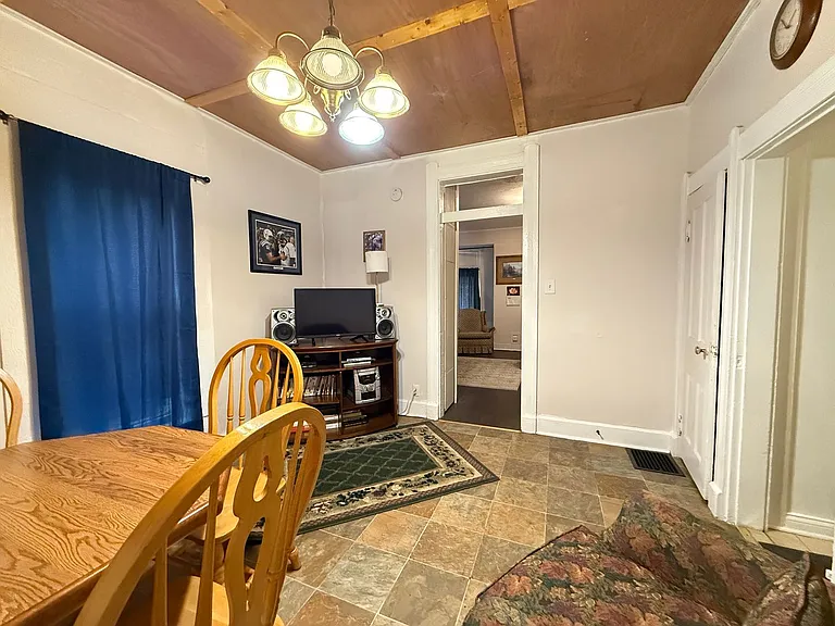 813 N 8th St #2 — Photo 7