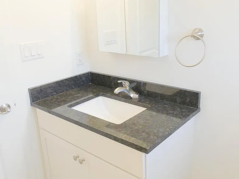 1000 S 2nd St #3 — Photo 7