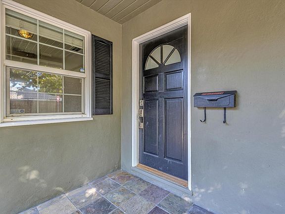 5th image of 881 Byerley Ave