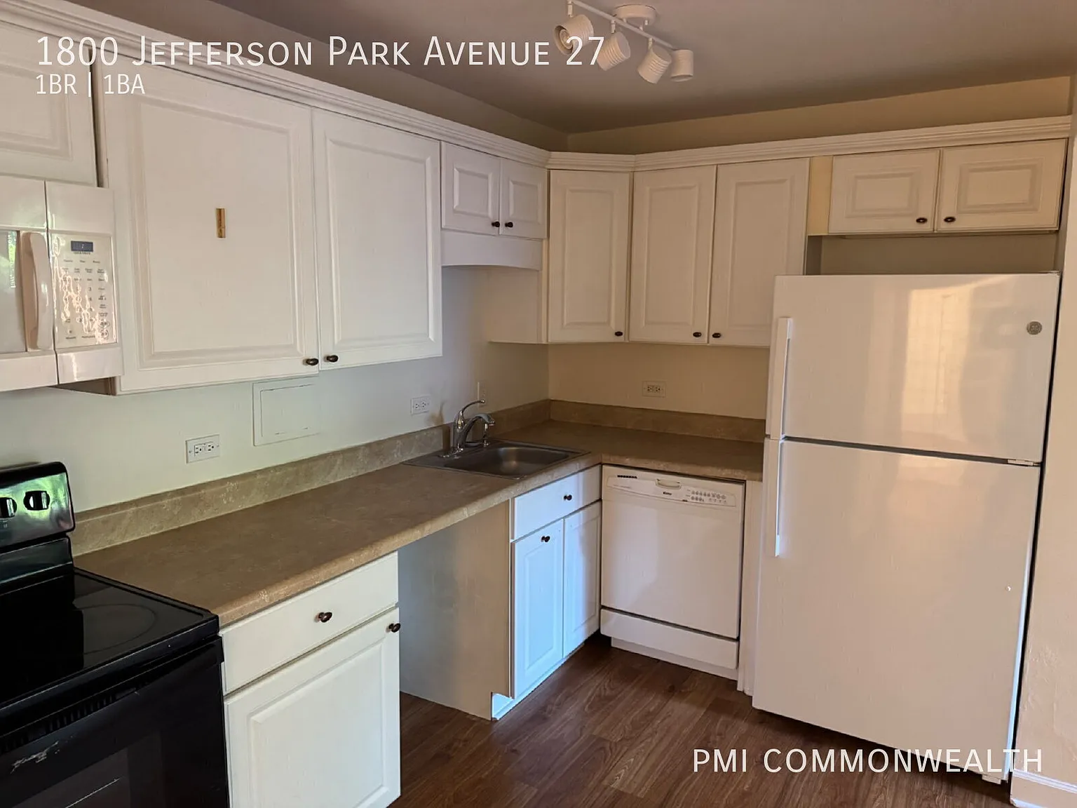 1 Bed / 1 Bath Condo (Available Now) — Photo 2