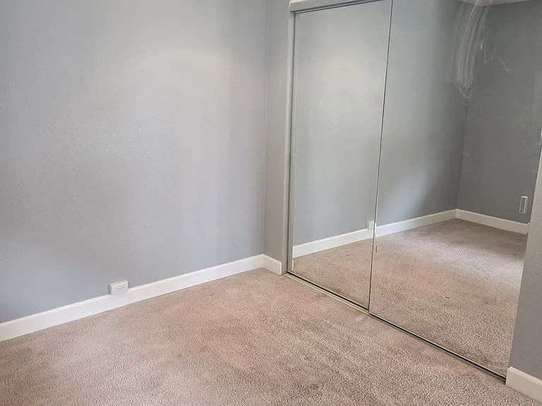 1720 E Palolo Ave — Photo 17
