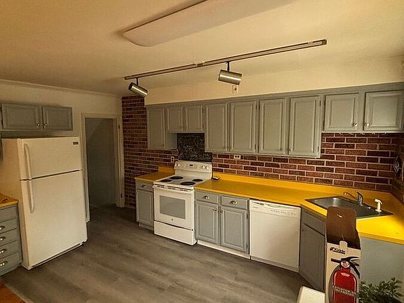 5th image of 906 Fairmount Ave