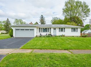 20 Jennie Ln, Rochester, NY 14606