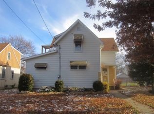 1243 10th St, Beloit, WI 53511