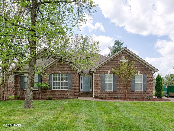 3rd image of 12410 Wynmeade Pl
