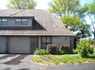 2707 W 24th Ter, Lawrence, KS 66047
