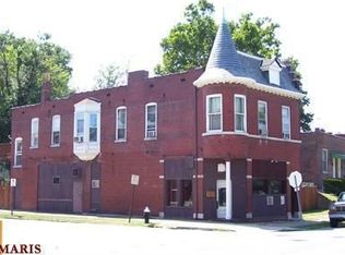 700 Holly Hills Ave, Saint Louis, MO