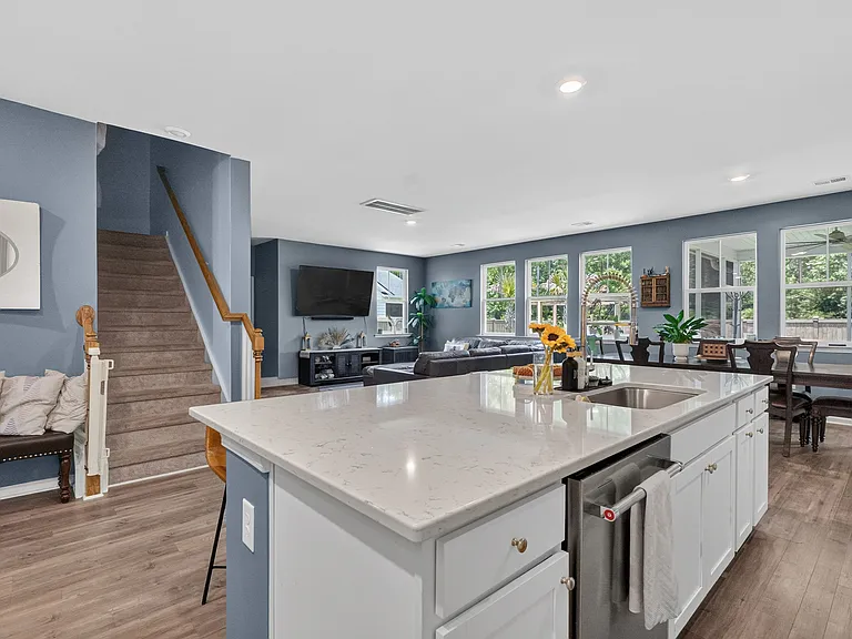 164 Garden Lily Ln — Photo 17