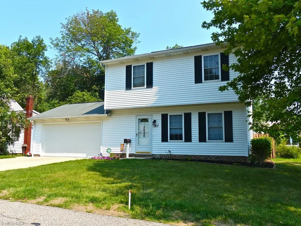 147 Shelton Blvd photo 1