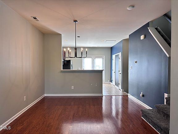 5th image of 3839 Cary Glen Blvd
