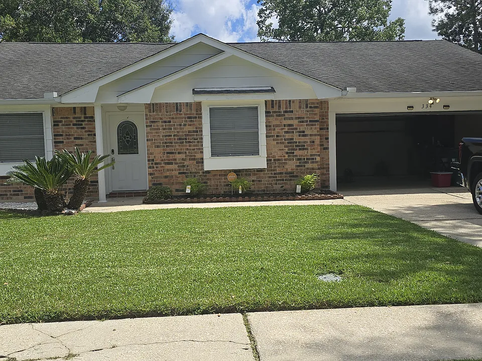 334 Tiffany St