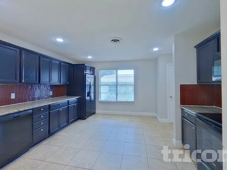 5636 Wimbleton Way — Photo 6