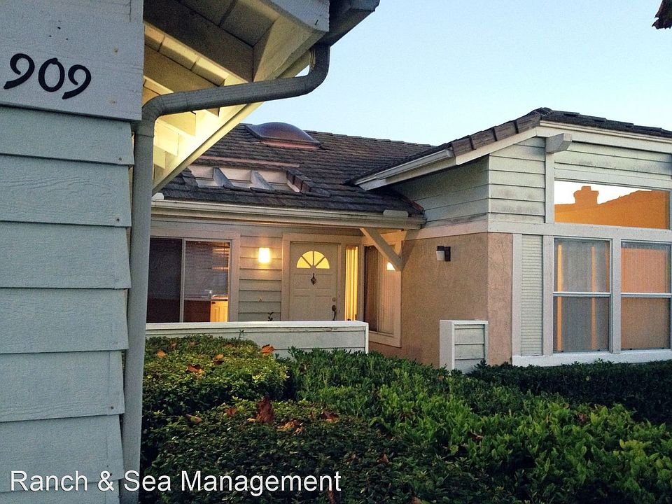 1st image of 909 Hillfield Ct