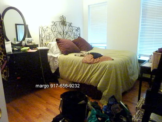 Rented by Chartwell Manhattan Realty | media 6