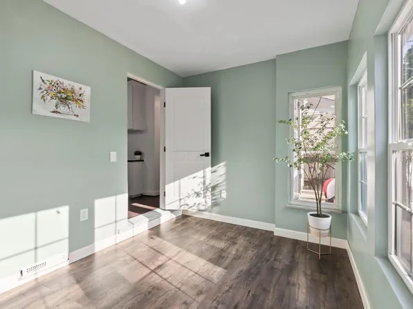 63 N Burgess Ave, Columbus, OH 43204